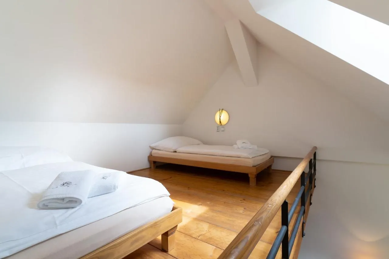 Pension Slunecnice & Panorama Restaurace Farma 3*, Spindleruv Mlyn